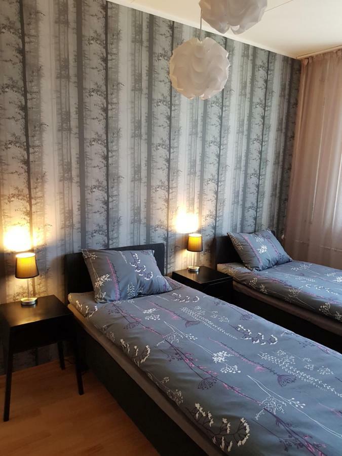 Apartments Pakri パルティスキ エクステリア 写真