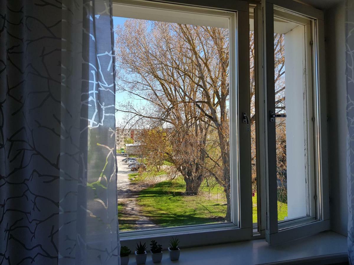 Apartments Pakri パルティスキ エクステリア 写真